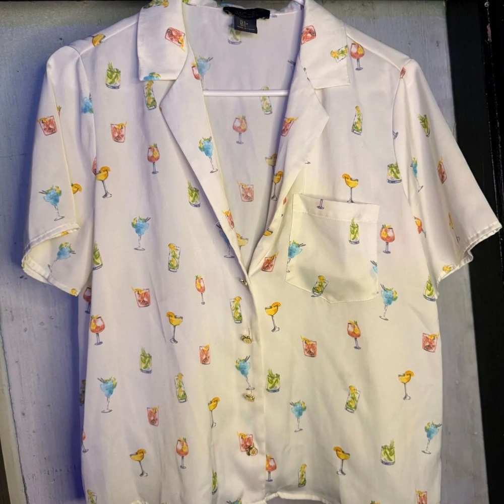 Women's White Button-Down Short Sleeve Shirt with Cocktail Print